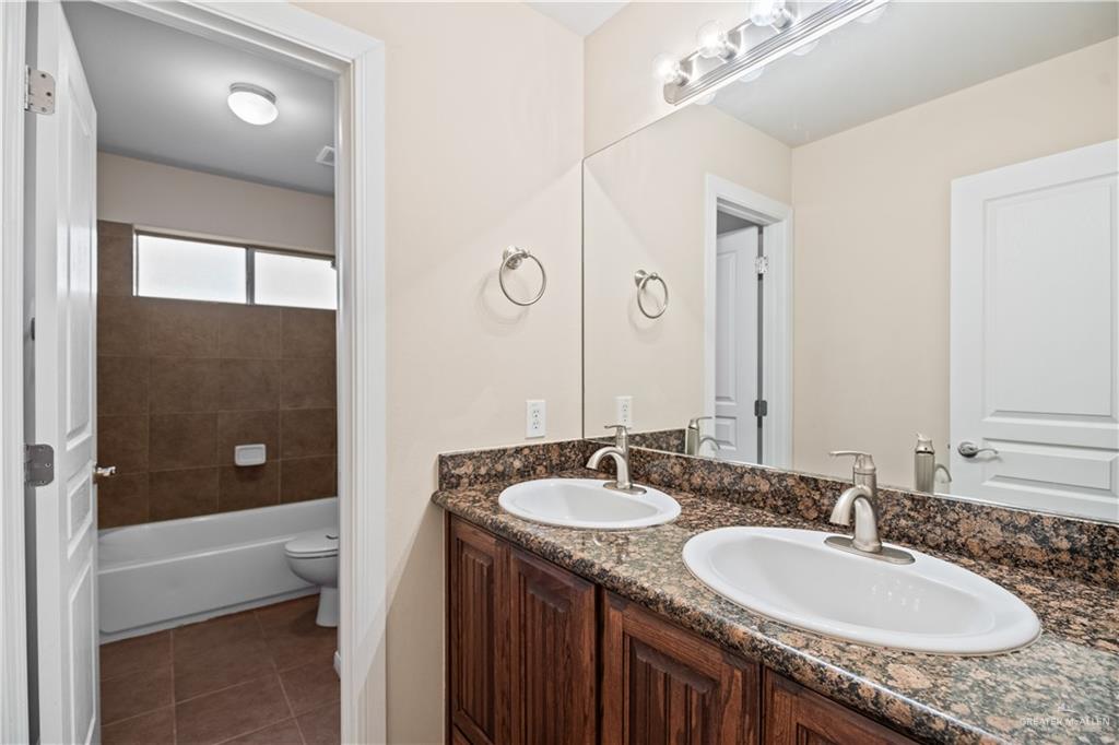Photo 18 of 2806 San Ricardo Street