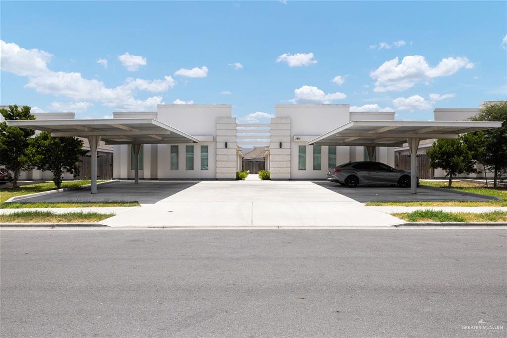 Photo 1 of 3814 Bella Costa Drive, Weslaco