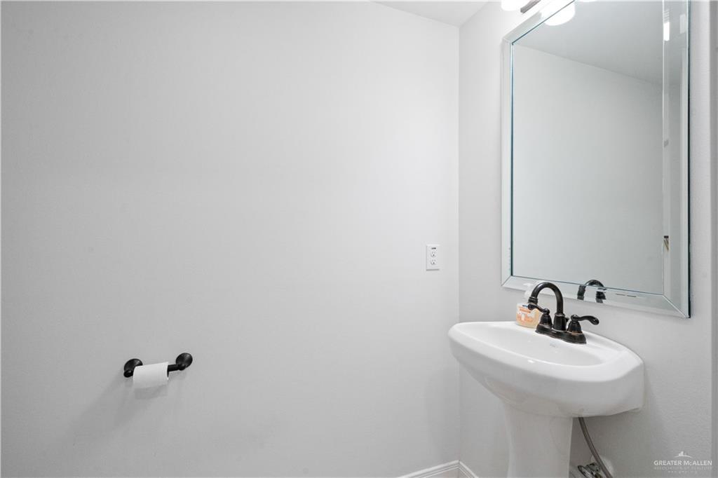 Photo 12 of 2307 26th Drive