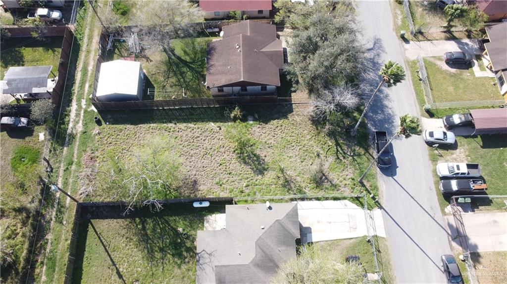 Photo 2 of 907 Loma Linda Street