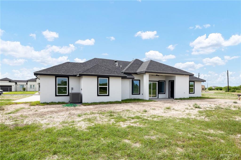 Photo 18 of 13528 Blueberry Drive