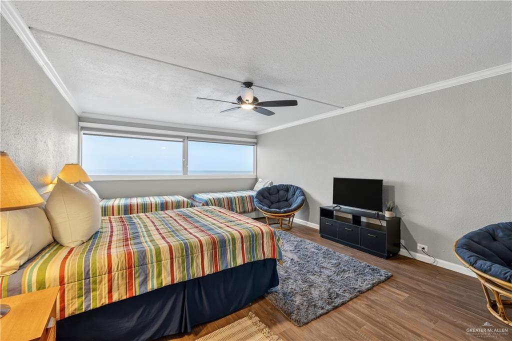 Photo 33 of 4501 Laguna Boulevard
