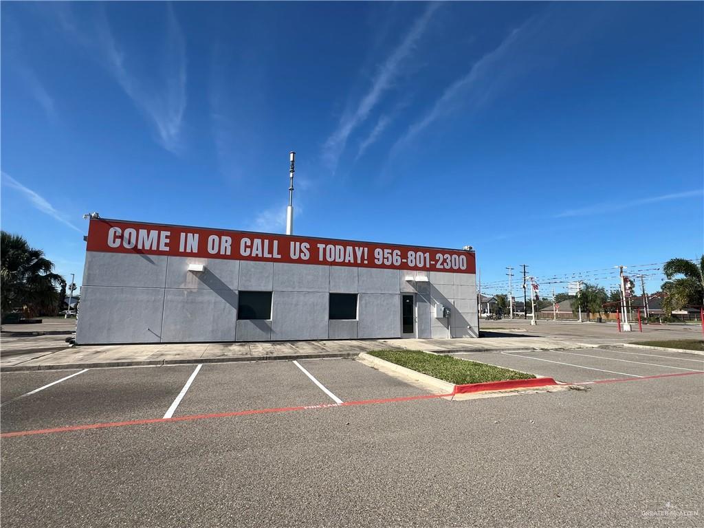 Photo 8 of 1140 Alton Gloor Boulevard