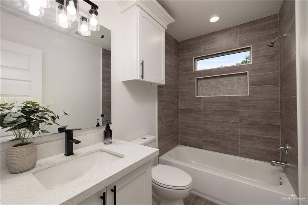Photo 9 of 1005 Dove Avenue