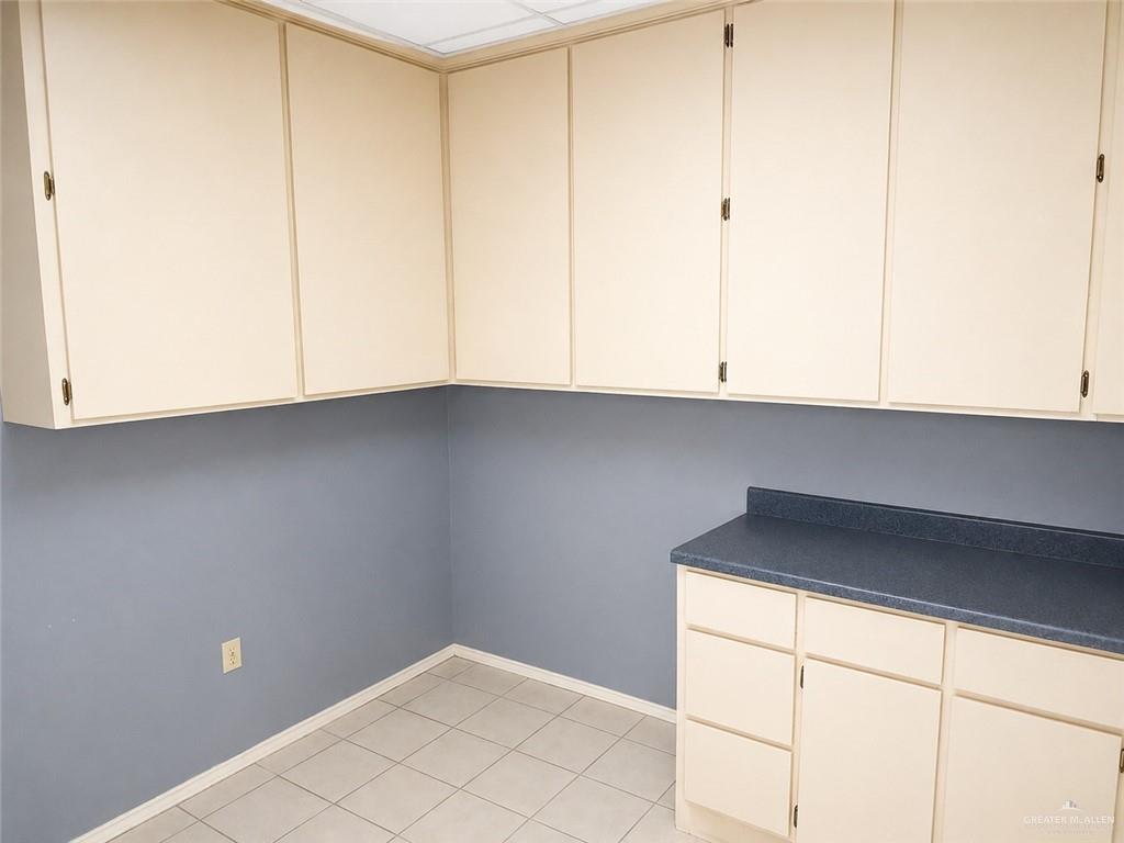 Photo 15 of 204 Palmview Drive