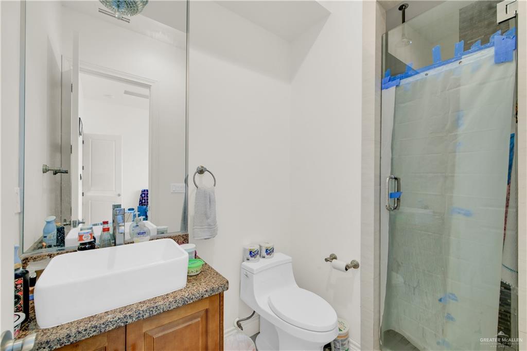 Photo 17 of 2408 Holland Avenue
