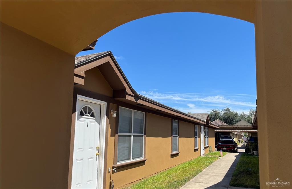 Photo 2 of 1704 Bronze Street