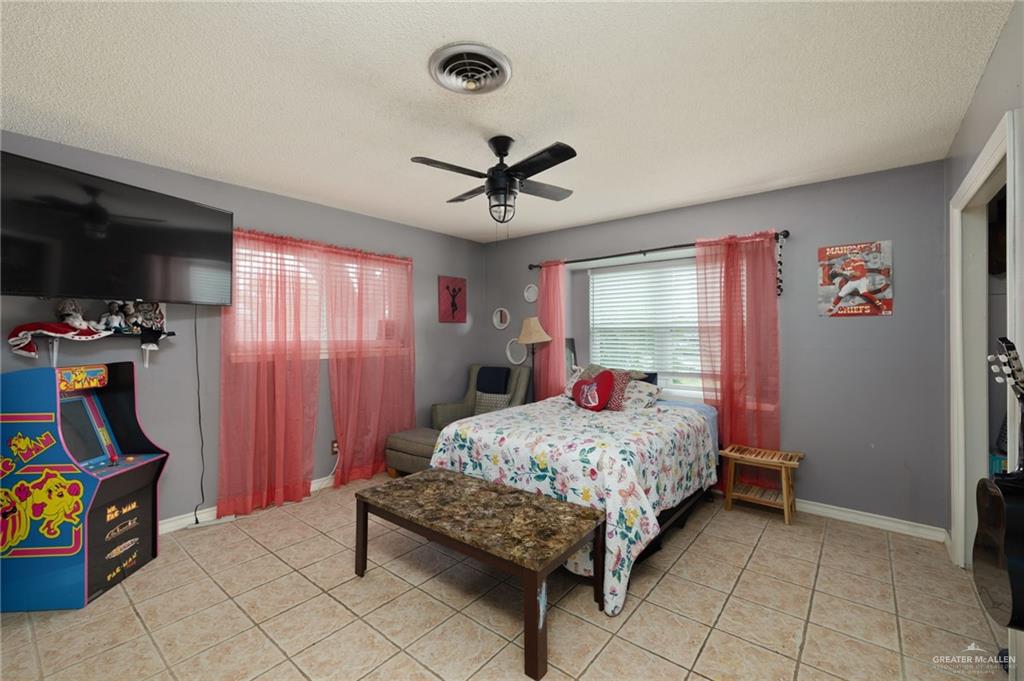 Photo 13 of 1124 4th Street