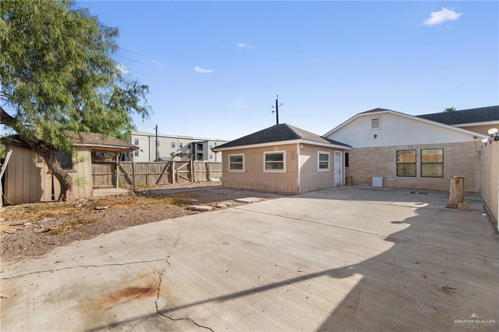 Photo 2 of 1012 Squaw Valley Drive