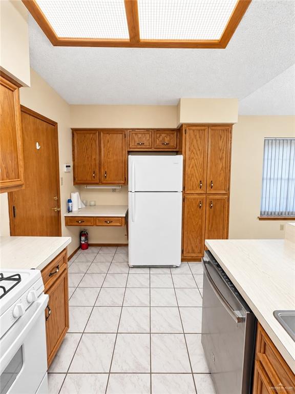 Photo 9 of 1707 Gastel Circle