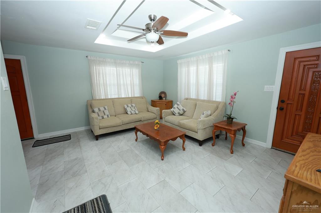 Photo 5 of 124 Sinclair Avenue