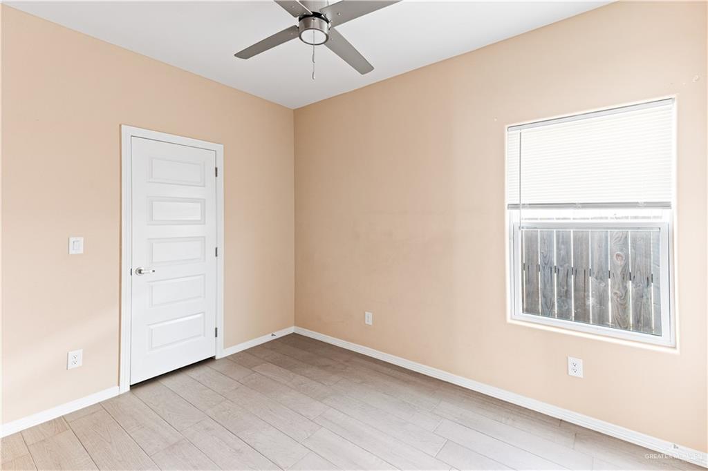 Photo 11 of 2914 Driftwood Street #3