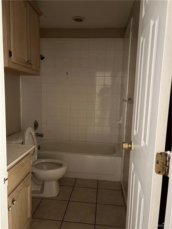 Photo 7 of 1902 Agua Fina Avenue #4