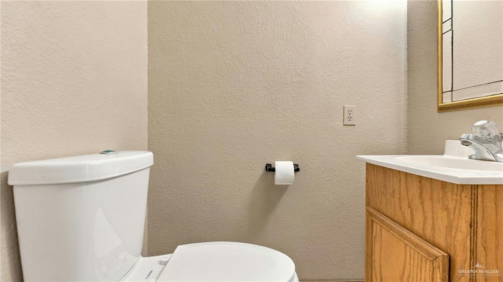 Photo 10 of 2418 28th Lane