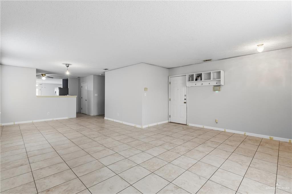 Photo 4 of 2246 Llano Grande Lane