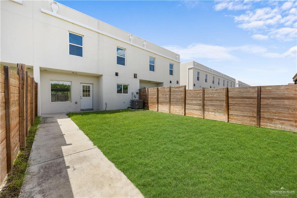 Photo 16 of 2404 Harmony Lane #B