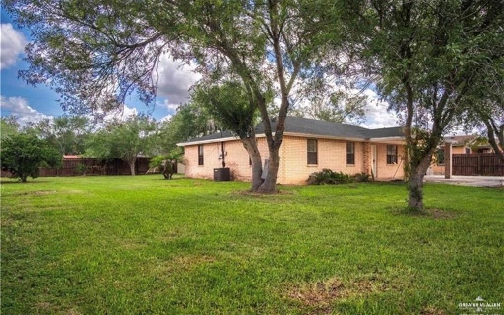 Photo 9 of 3109 Raul Gonzalez Drive