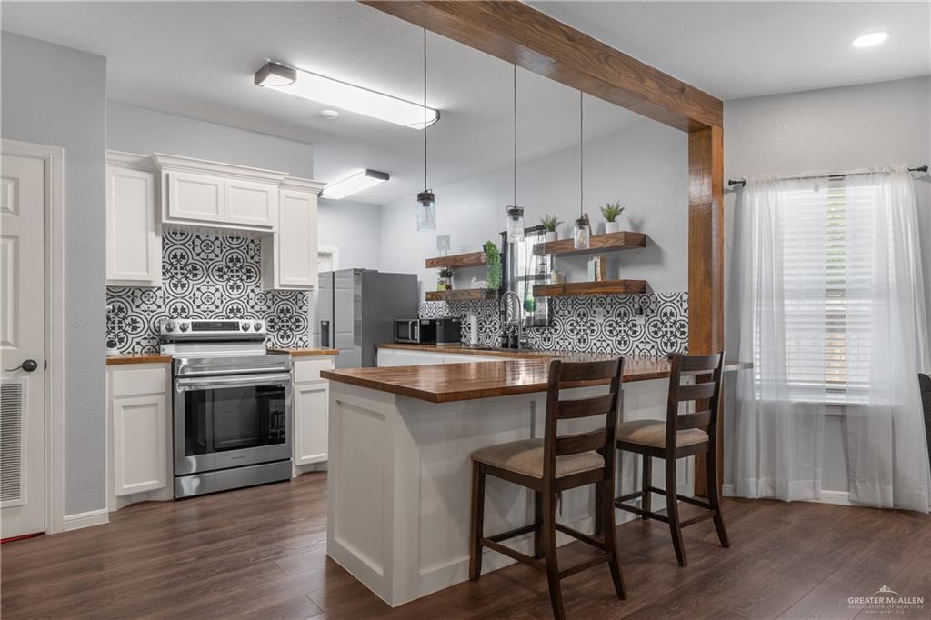 Photo 7 of 1345 Virginia Avenue