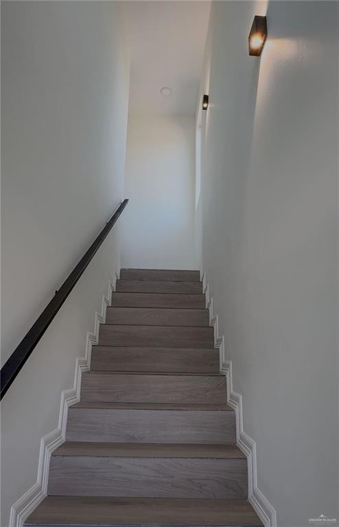 Photo 2 of 203 17th Street