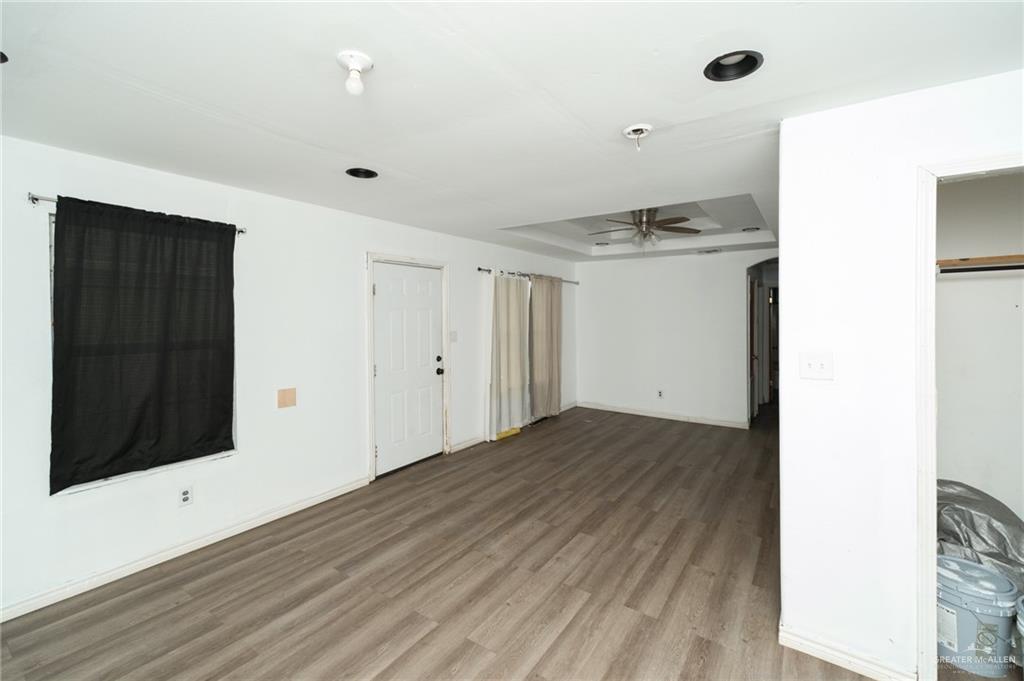 Photo 2 of 4704 Uranus Street