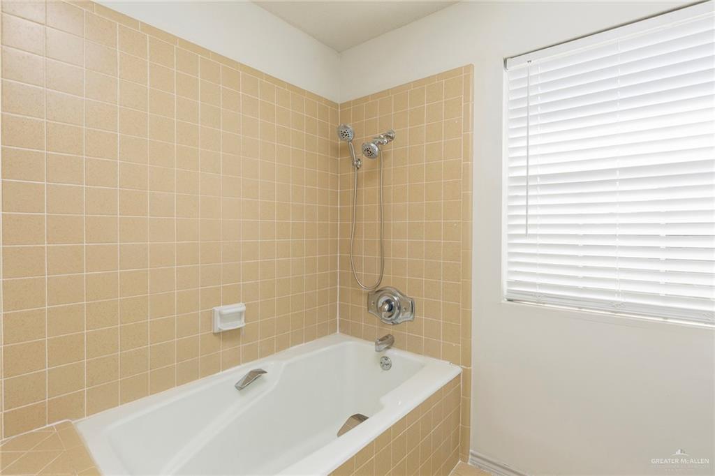 Photo 6 of 2116 Joy Street