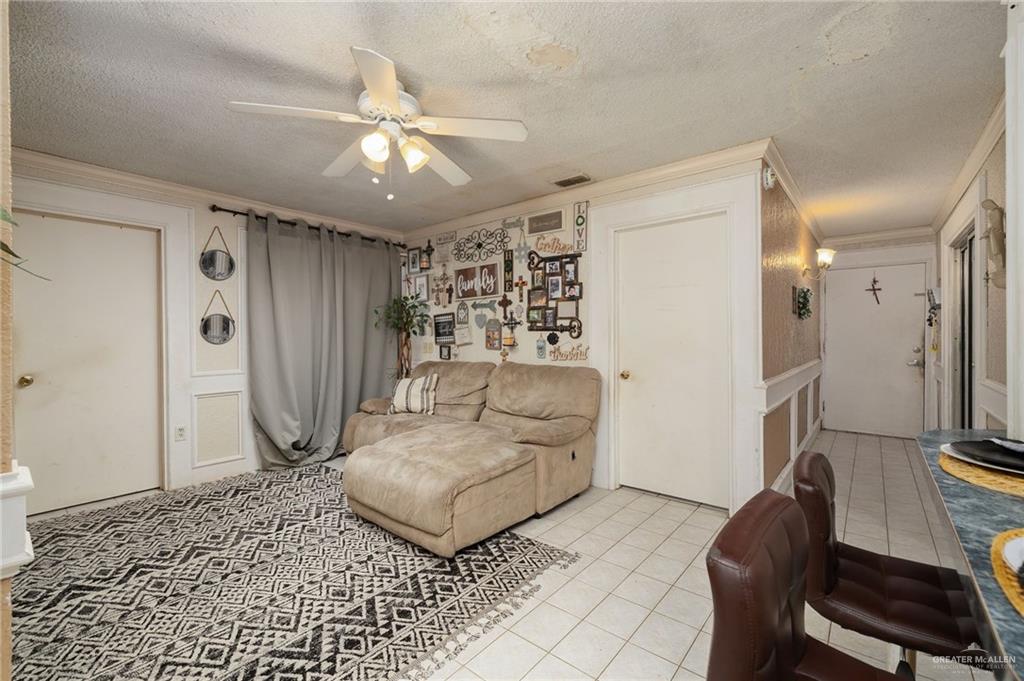 Photo 5 of 1069 Paisano Street