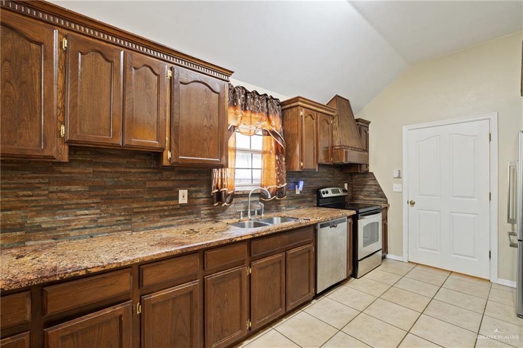Photo 8 of 4200 San Gerardo Street