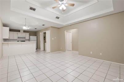 Photo 4 of 2307 Kimberly Lane