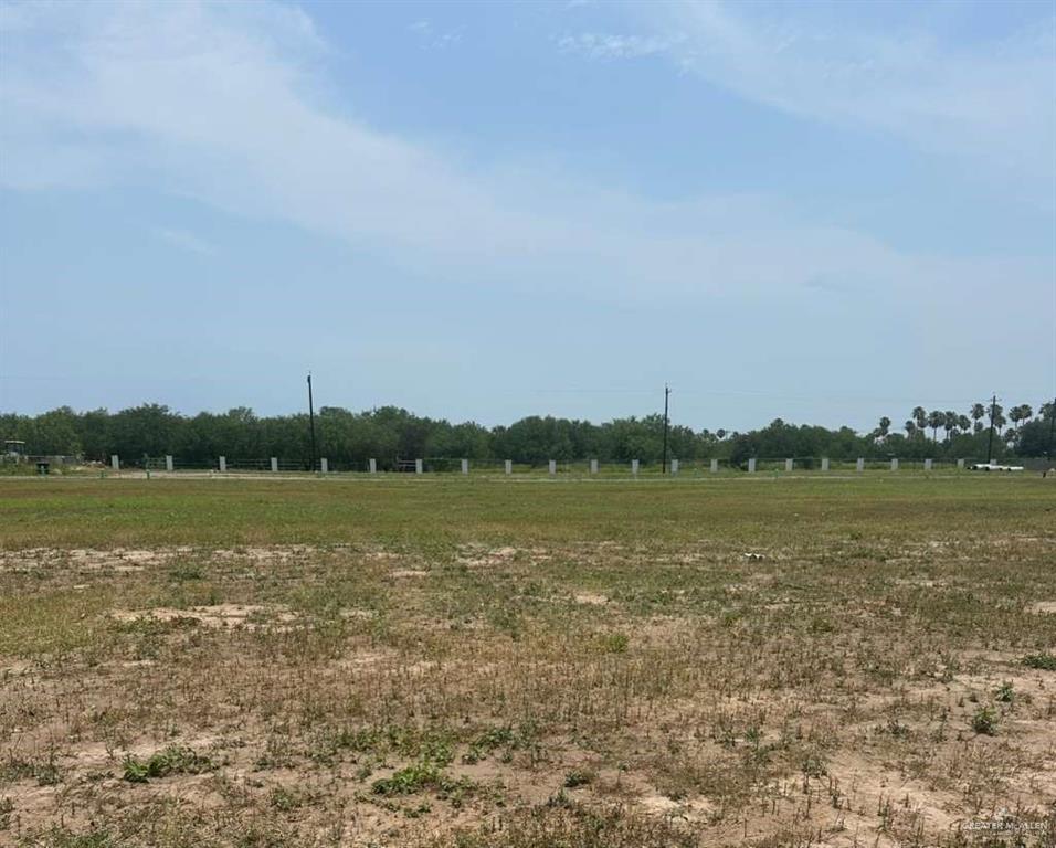 Photo 1 of 3005 Santa Clarita, Weslaco
