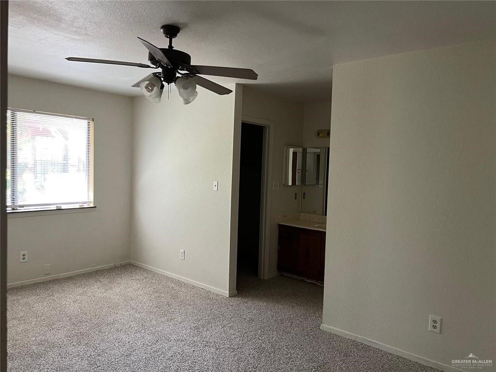 Photo 4 of 2108 Japonica Avenue