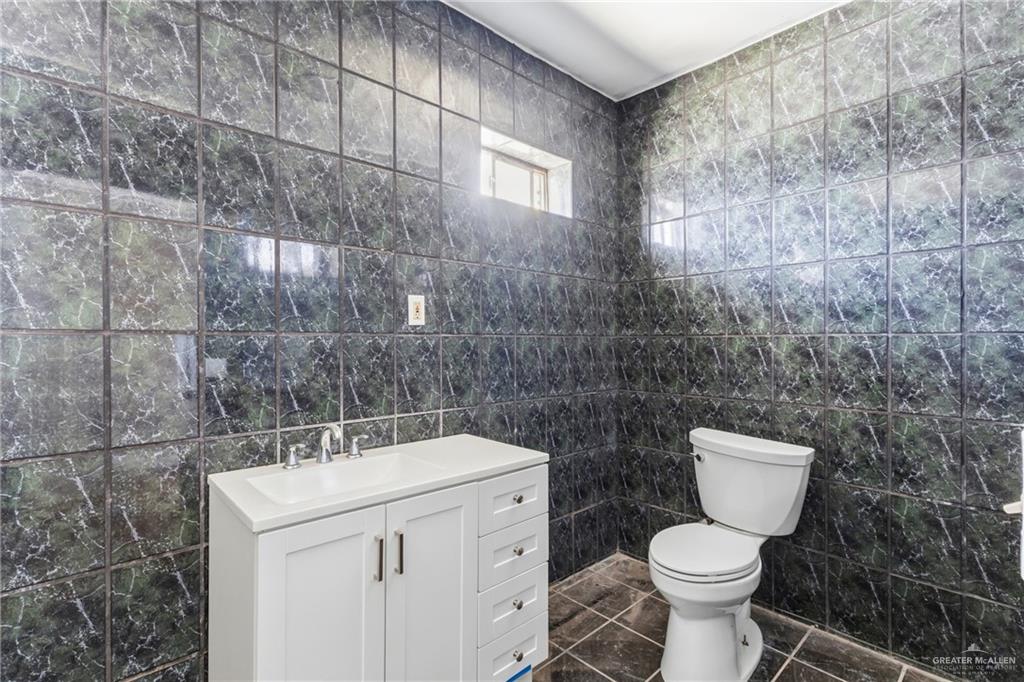Photo 8 of 8210 Tweety Street