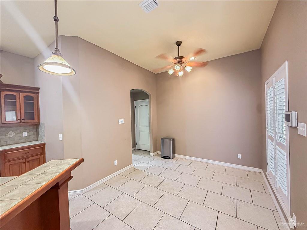 Photo 10 of 3311 Lancelot Lane
