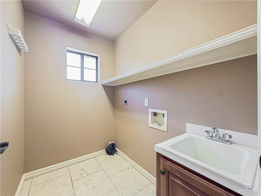 Photo 13 of 3311 Lancelot Lane