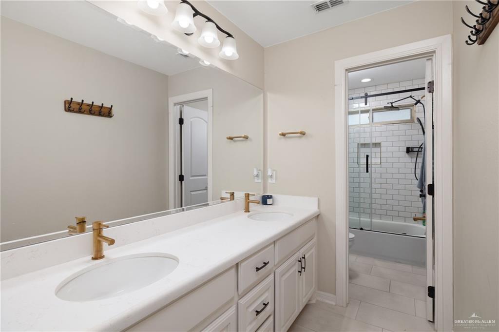 Photo 15 of 14716 Brazos Circle