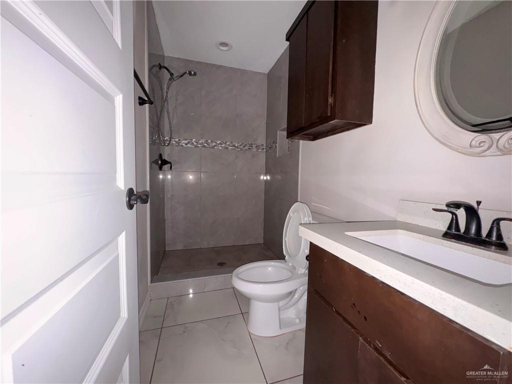 Photo 13 of 1510 Ithaca Avenue #2