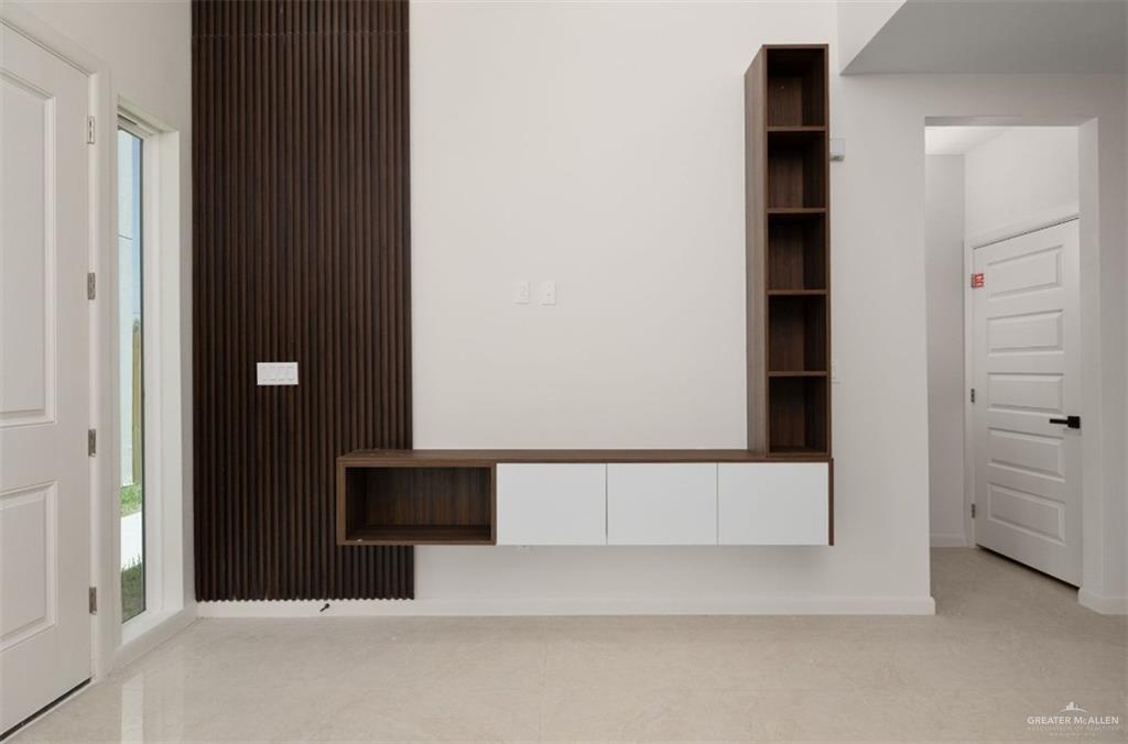 Photo 5 of 5704 Providence Avenue #D