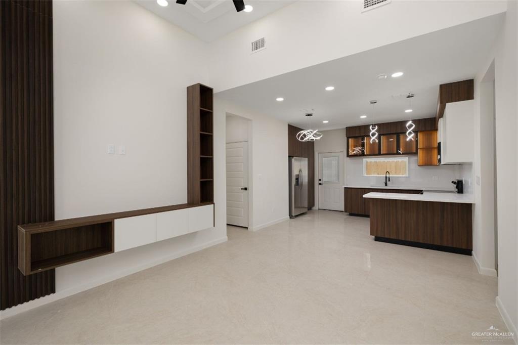 Photo 8 of 5704 Providence Avenue #D
