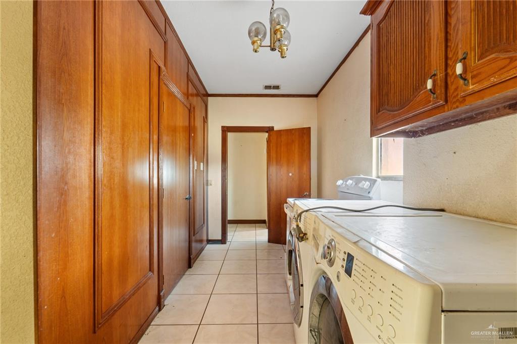 Photo 14 of 2300 Coby Drive