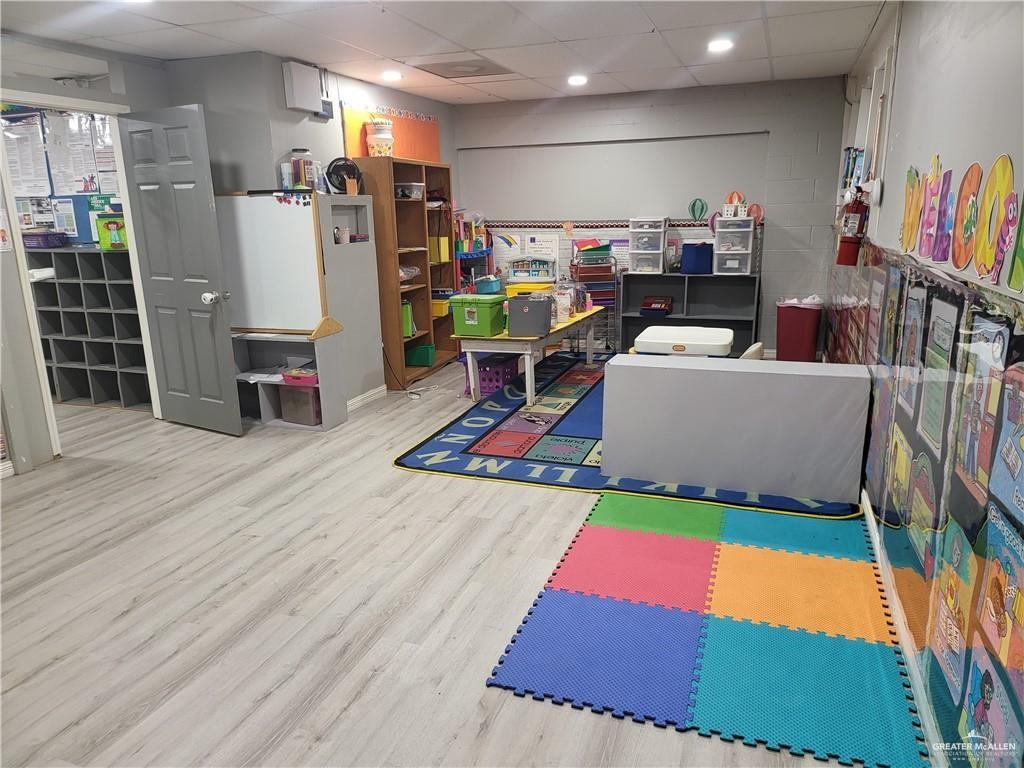 Photo 15 of 909 Business 83 Highway