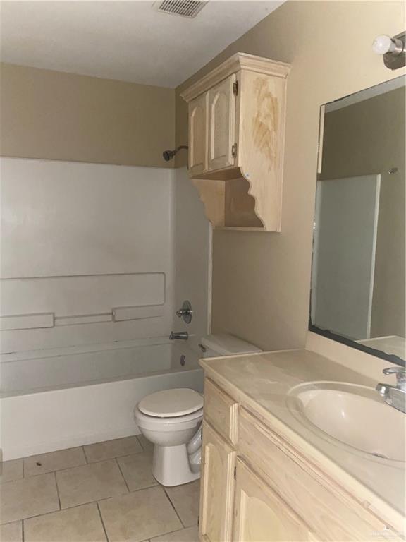 Photo 11 of 1401 Coyote Street