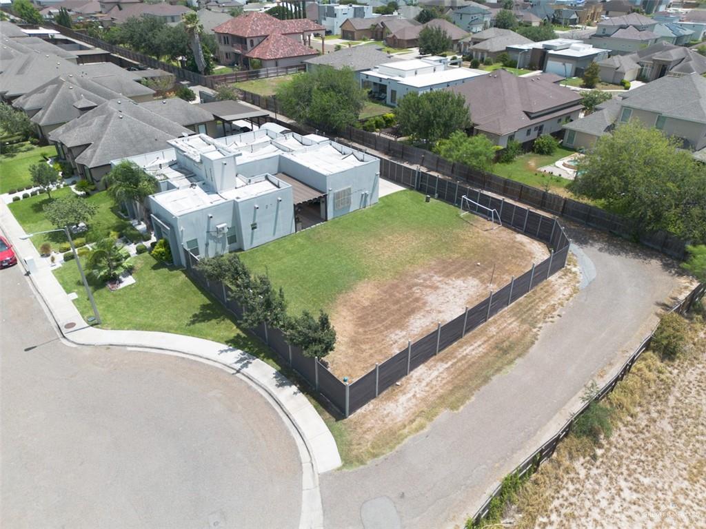 Photo 4 of 2105 Villa Real Drive
