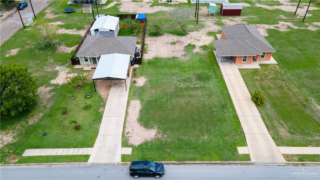 Photo 2 of 1006 Indiana Avenue