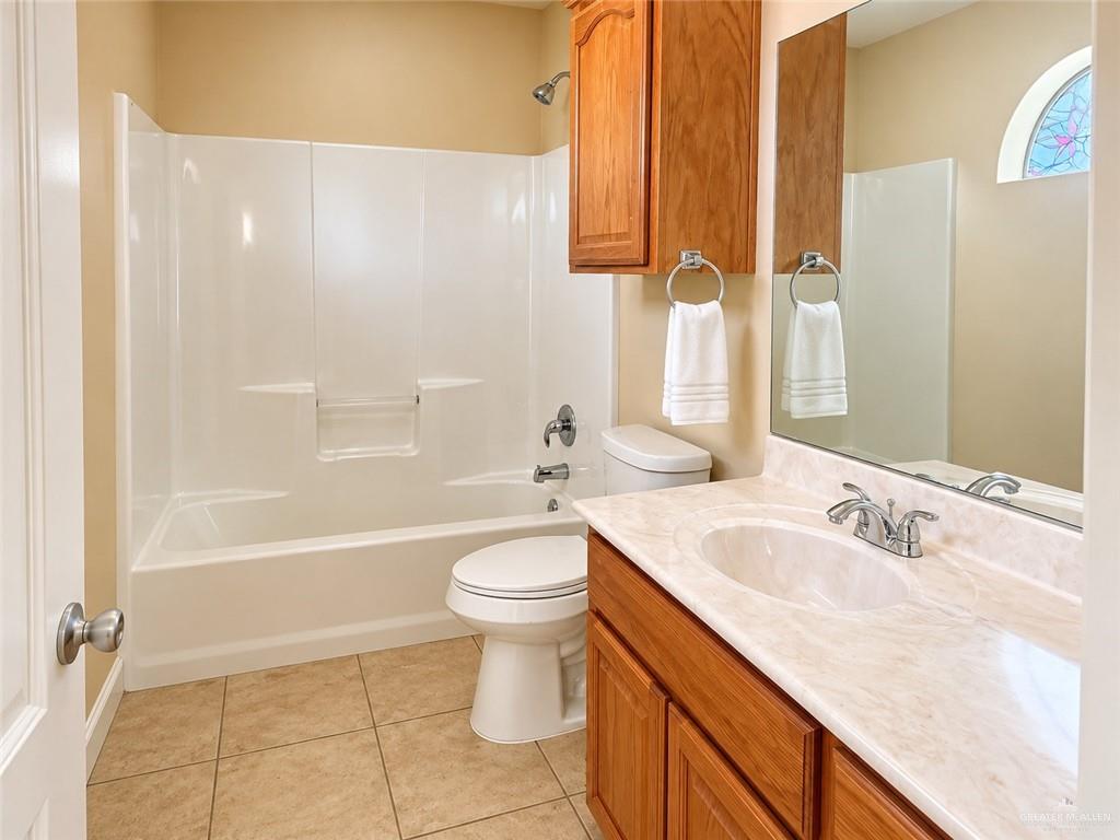 Photo 8 of 2112 Western Drive #3