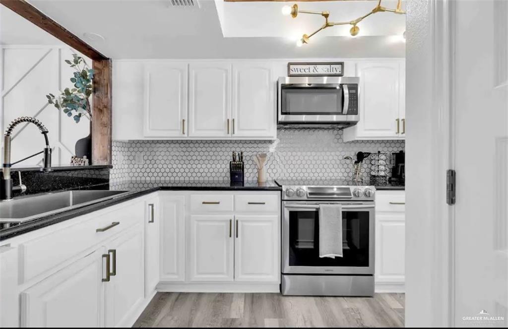 Photo 8 of 109 Mesquite Street #B