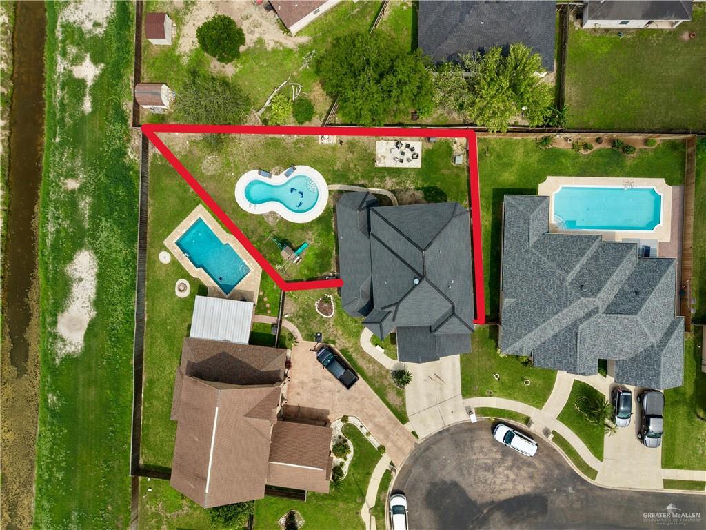 Photo 4 of 2406 Stirling Avenue