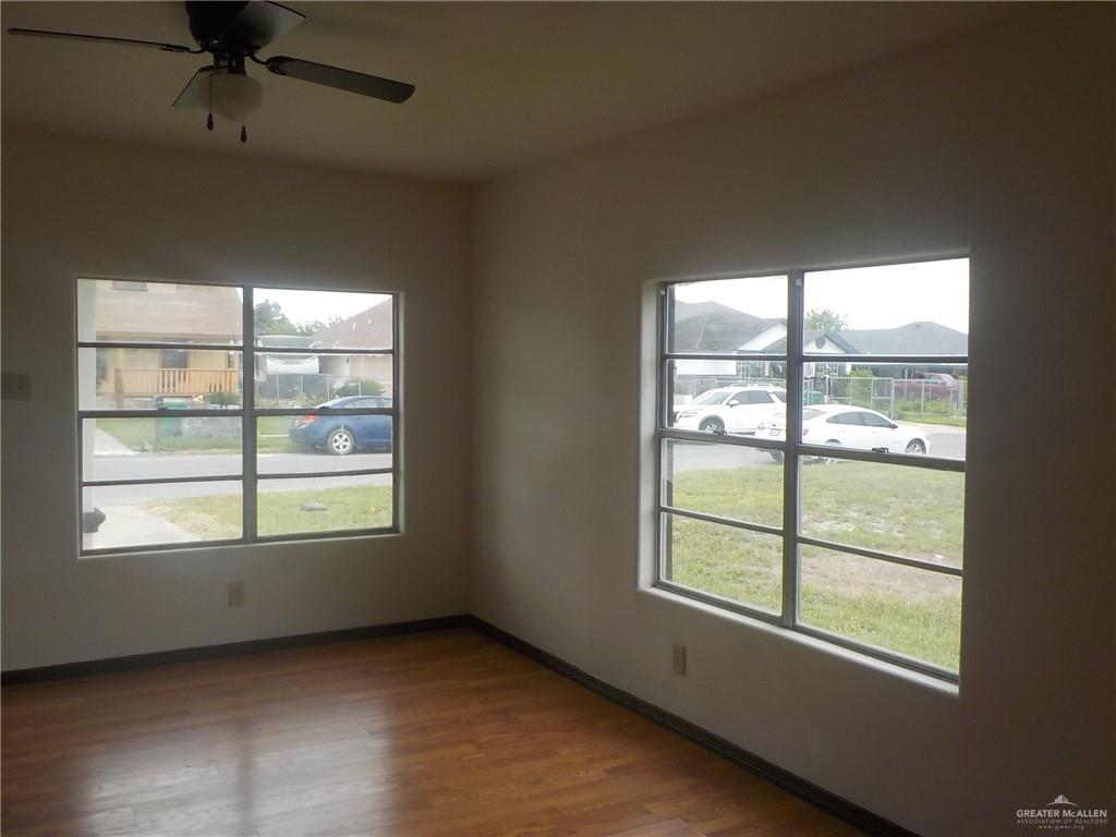 Photo 5 of 801 Mavi Drive