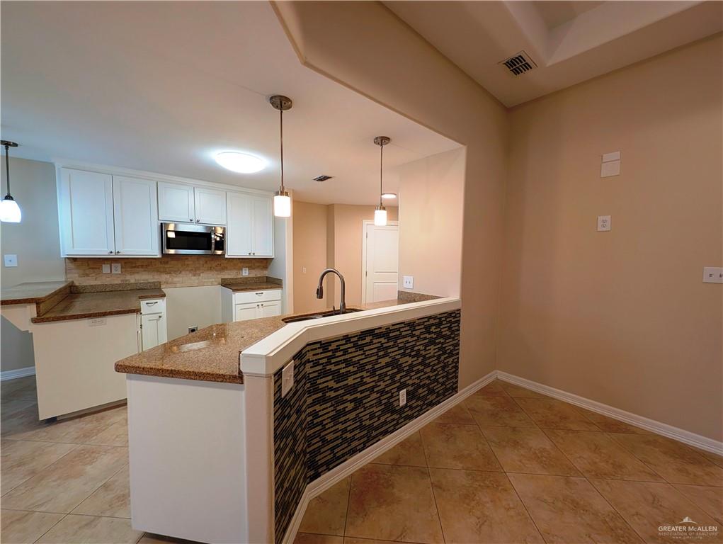 Photo 4 of 1311 Anahi Street