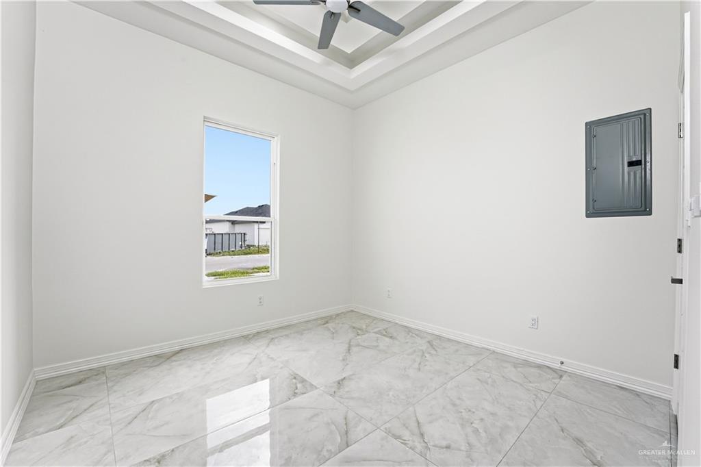 Photo 18 of 1123 Boxwood Street