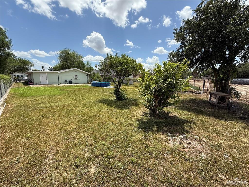 Photo 9 of 2606 Lissner Avenue