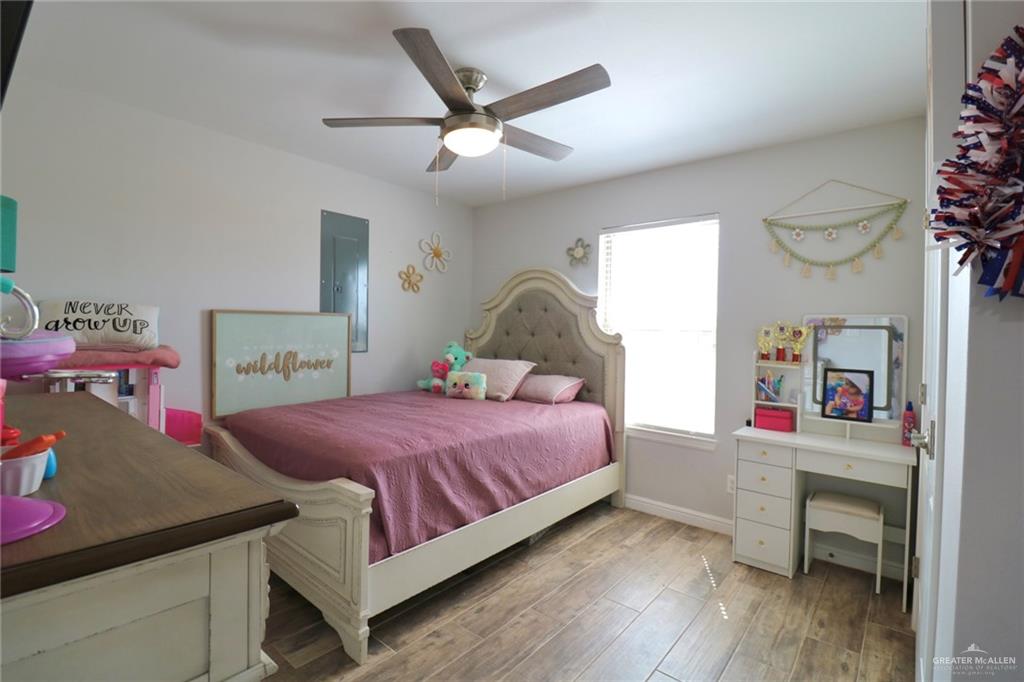 Photo 12 of 311 Spanish Oak Avenue